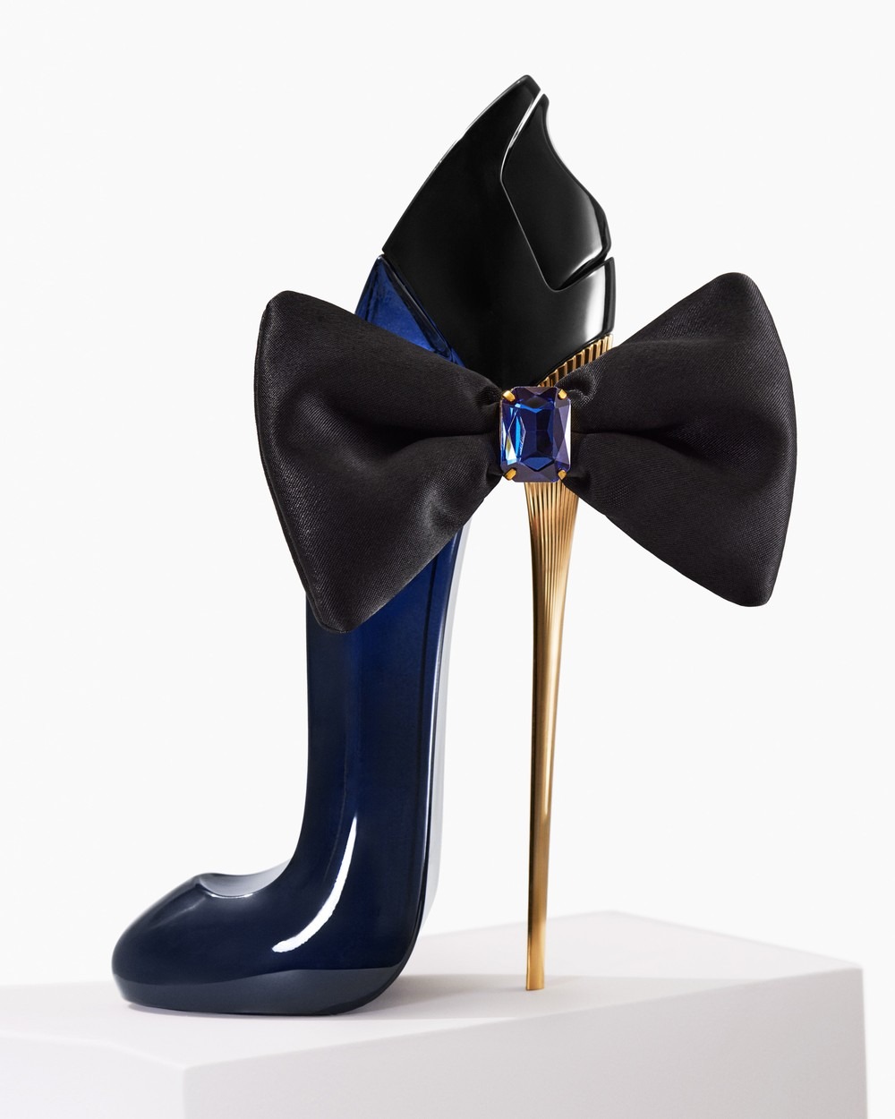 Carolina Herrera Good Girl Bow - Shop Home Fragrance ulasan dan harga